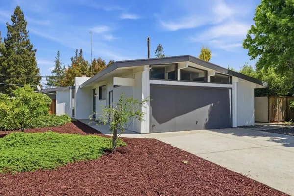 $2,798,000 | 3609 South Court, Palo Alto, CA 94306