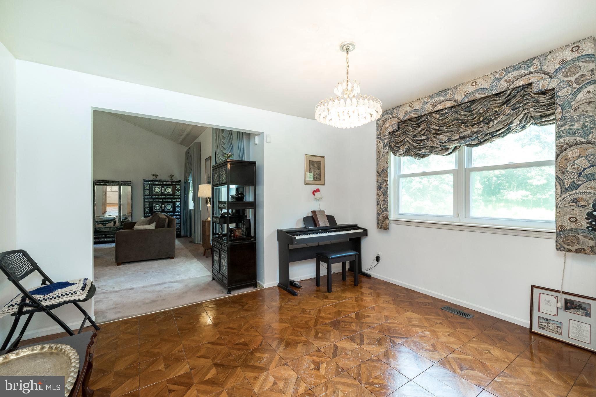 7813 Brookfield Road Cheltenham, PA 19012 - Photo 8 of 29 Gallery Image 8