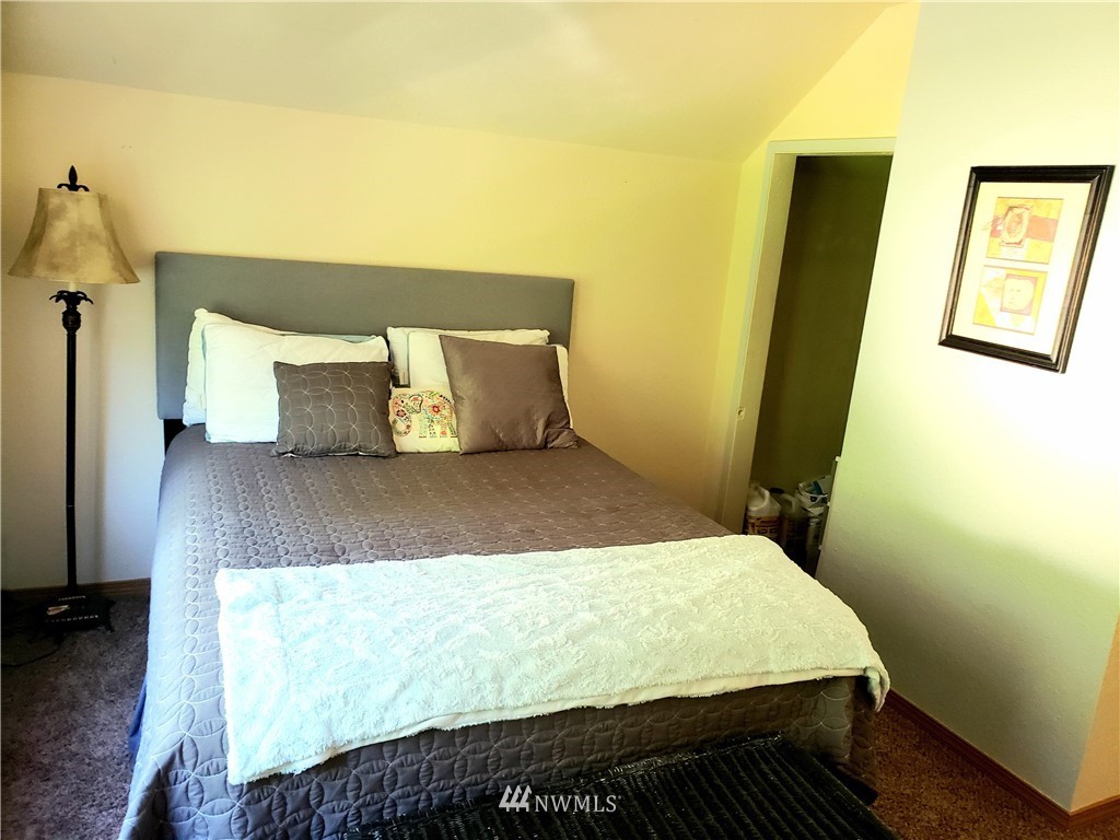 6922 Mullen Road Southeast Olympia, WA 98503 - Photo 21 of 23 Gallery Image 21