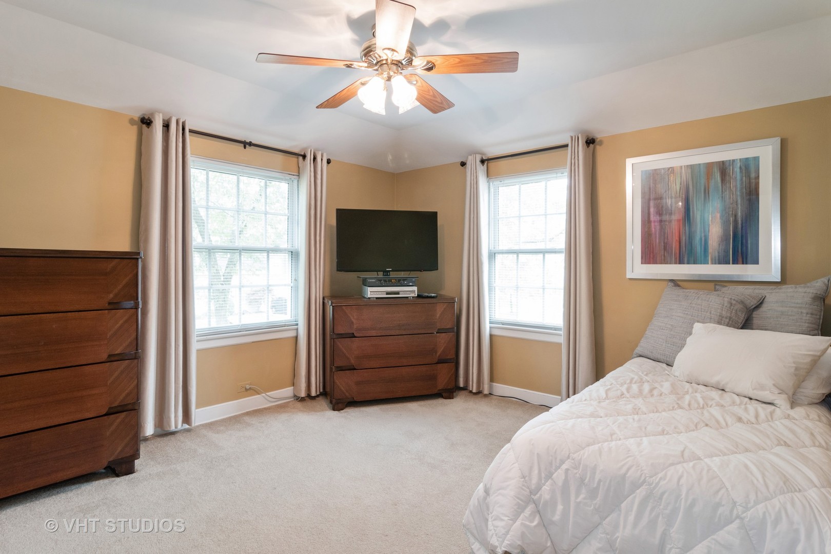 591 East Parkway Road Riverside, IL 60546 - Photo 11 of 22