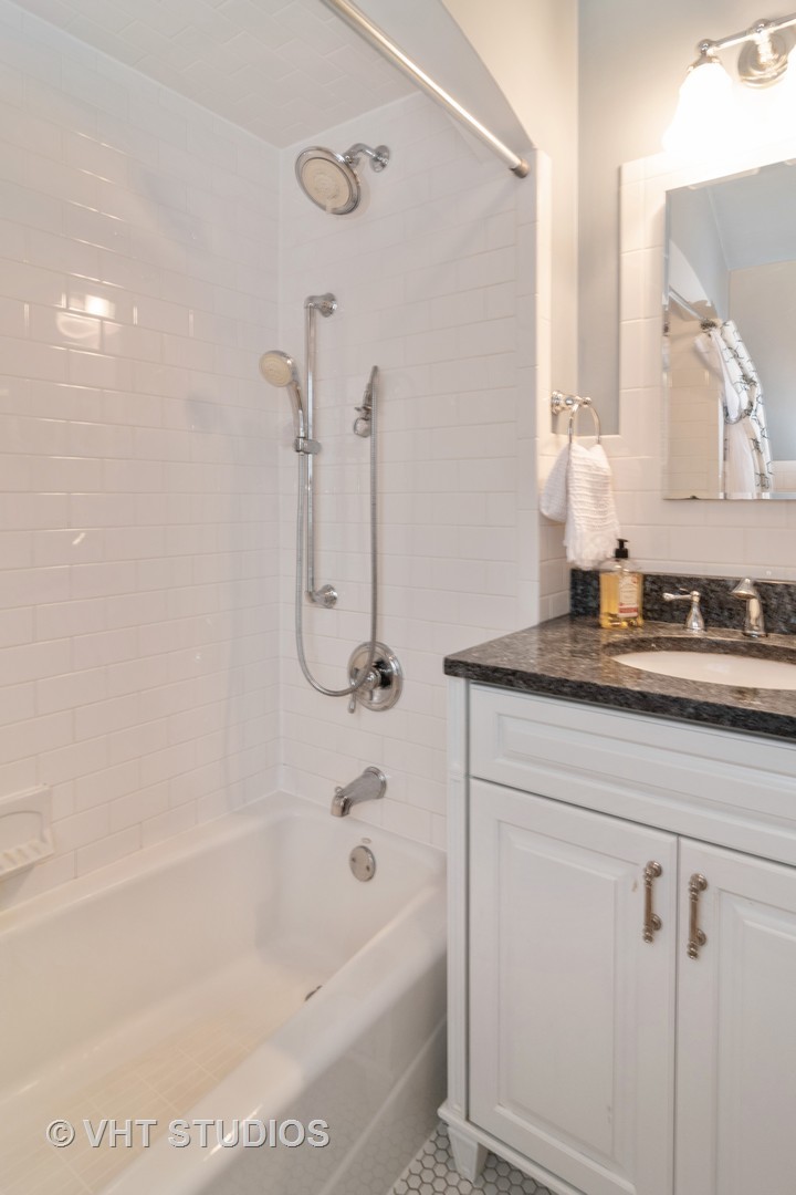 591 East Parkway Road Riverside, IL 60546 - Photo 18 of 22