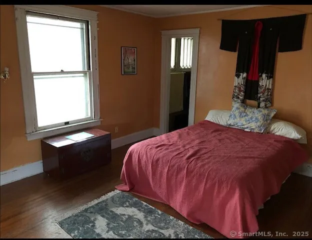 a view of walk in closet