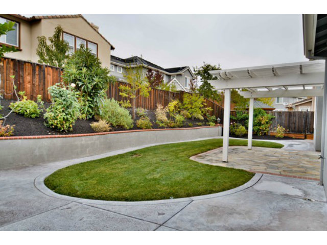 2651 Paige Way San Ramon, CA 94582 - Photo 14 of 24 a view of a backyard