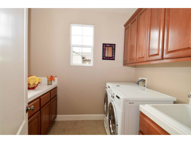 2651 Paige Way San Ramon, CA 94582 - Photo 23 of 24 a utility room with dryer and washer
