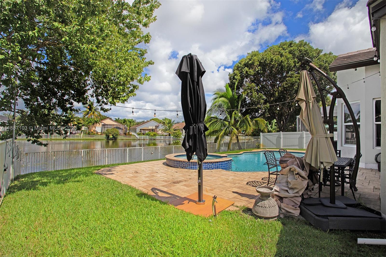 2960 Southwest 190th Avenue Miramar, FL 33029 - Photo 33 of 44