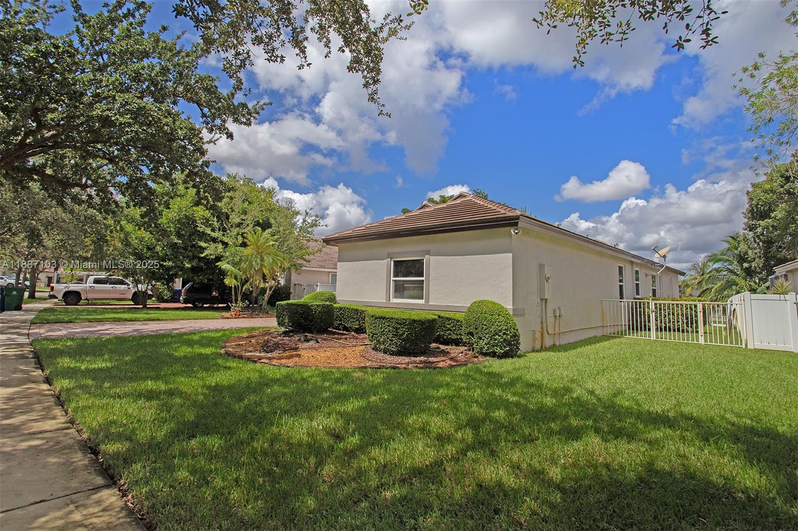 2960 Southwest 190th Avenue Miramar, FL 33029 - Photo 42 of 44