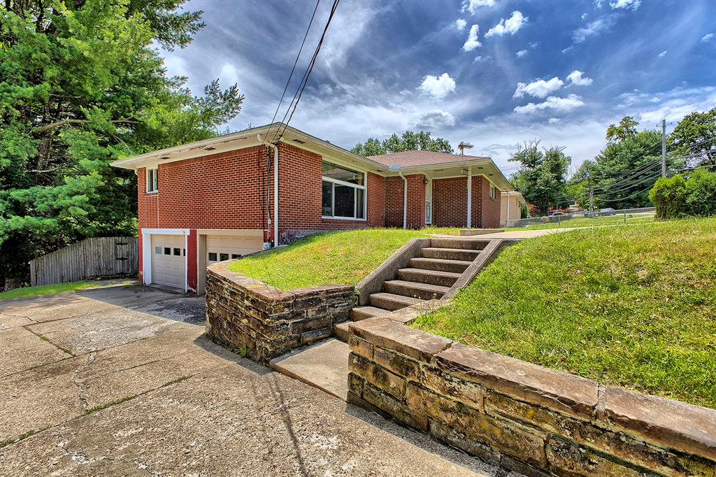 3201 Coulterville Road White Oak, PA 15131 - Photo 2 of 4