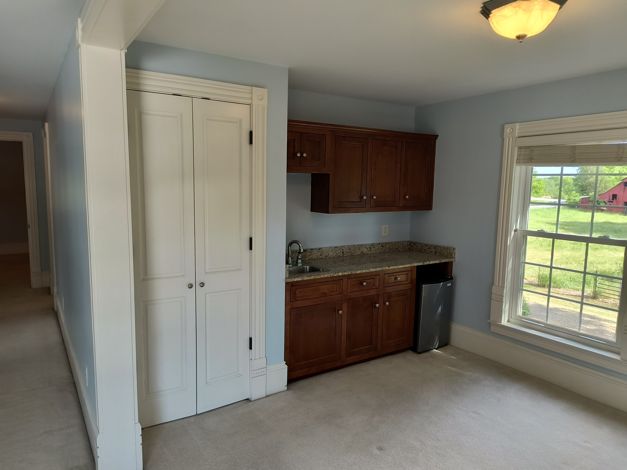 3460 Big Springs Road Lebanon, TN 37090 - Photo 61 of 74 a room with a stove and a cabinet