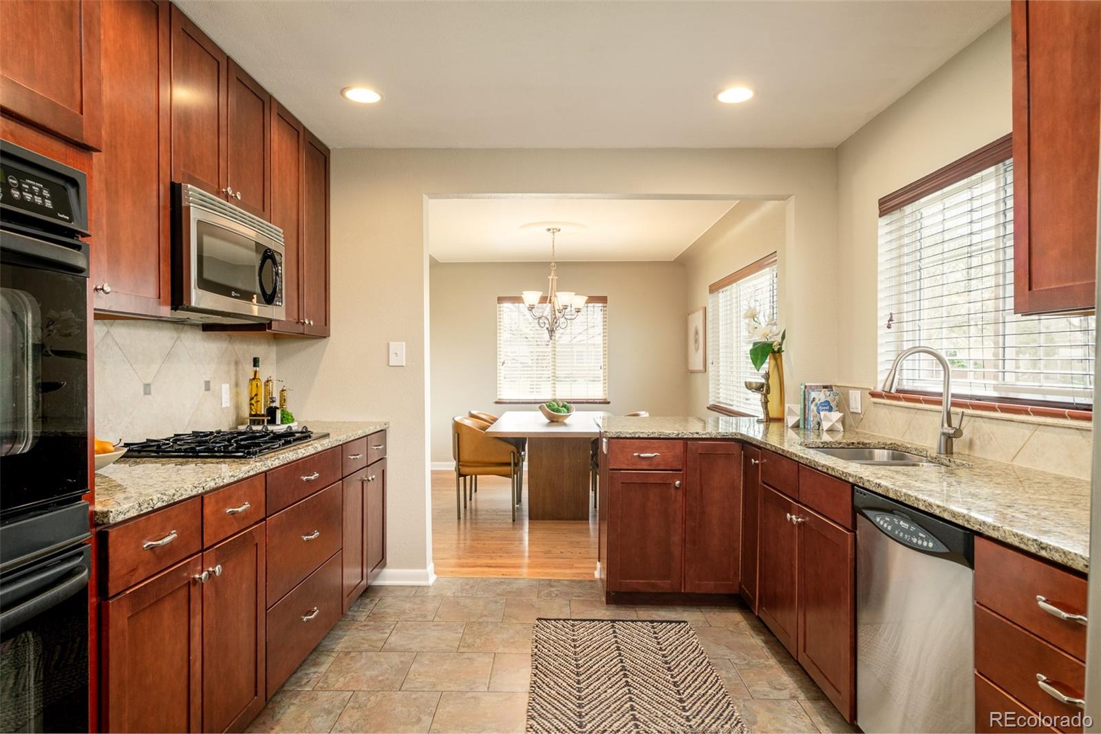 2432 South Kearney Street Denver, CO 80222 - Photo 18 of 37