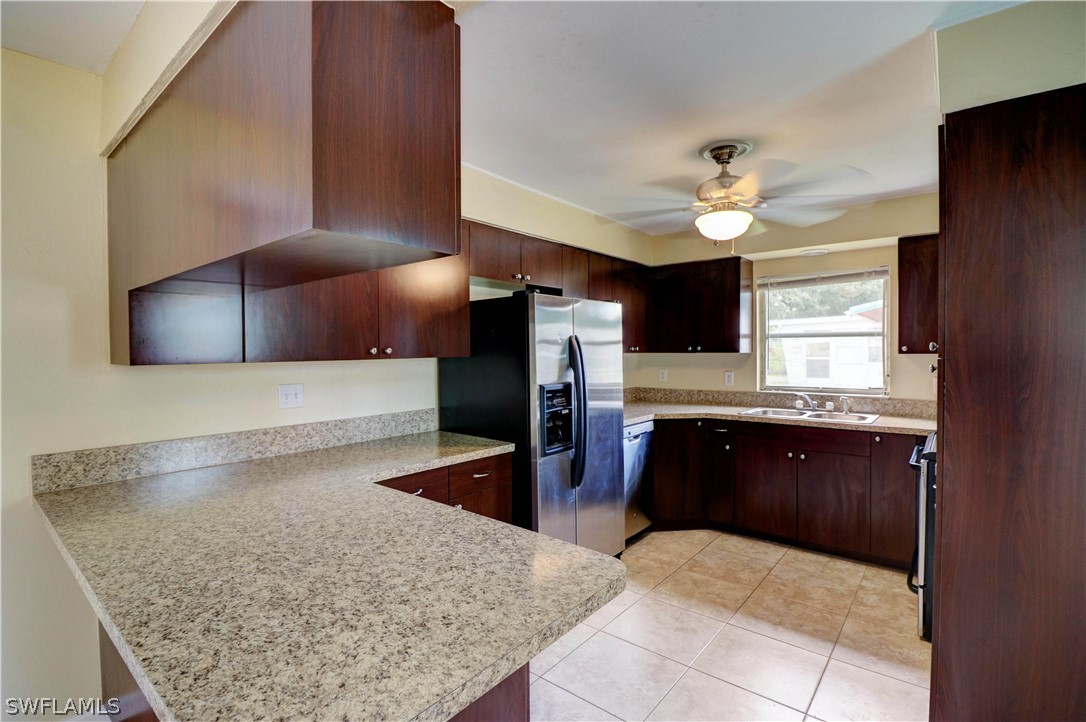 19039 Flamingo Road Fort Myers, FL 33967 - Photo 8 of 19 Gallery Image 8