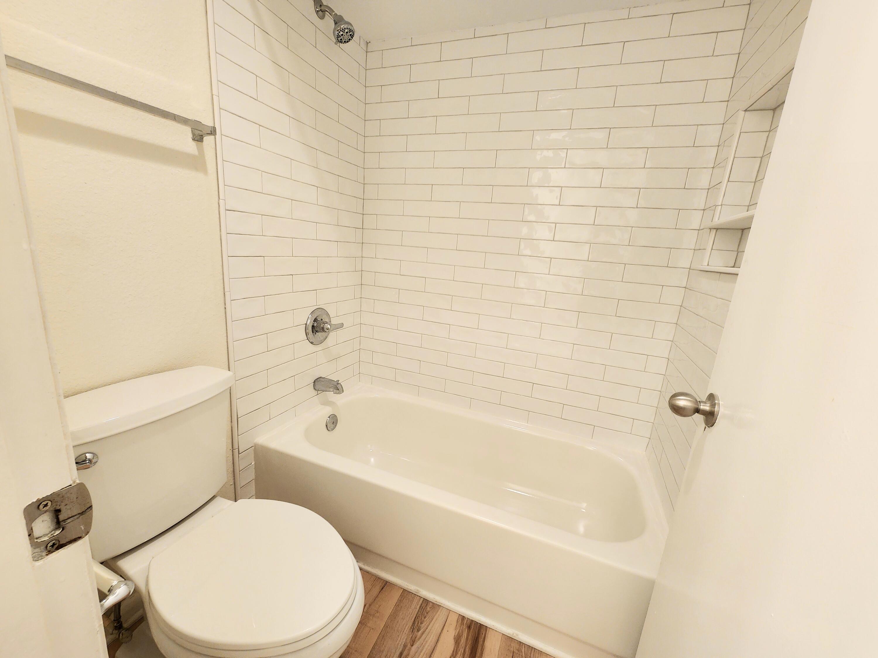 1481 Center St Extension, Unit 904 Mount Pleasant, SC 29464 - Photo 11 of 13 20251202_084921