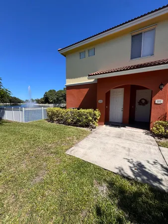 $2,150 | 55 Southeast Palermo, Unit 201, Stuart, FL 34994