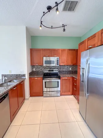 $2,150 | 55 Southeast Palermo, Unit 201, Stuart, FL 34994