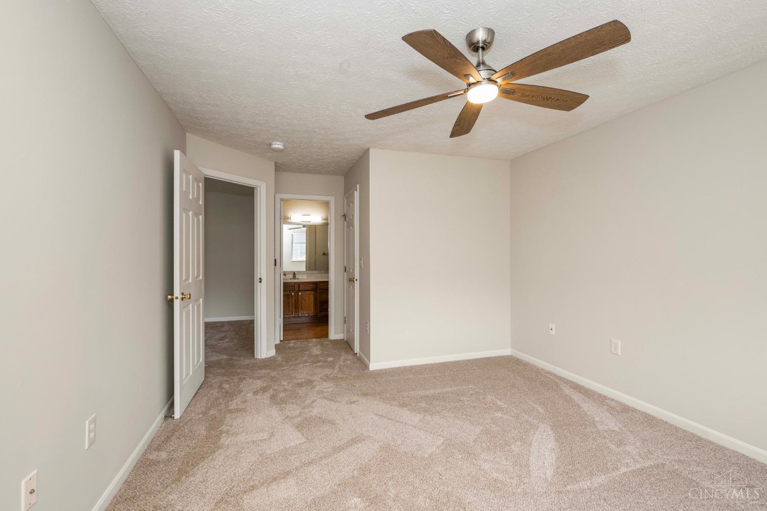 7380 Ridgepoint Drive, Unit 3 Cincinnati, OH 45230 - Photo 19 of 42 Gallery Image 19