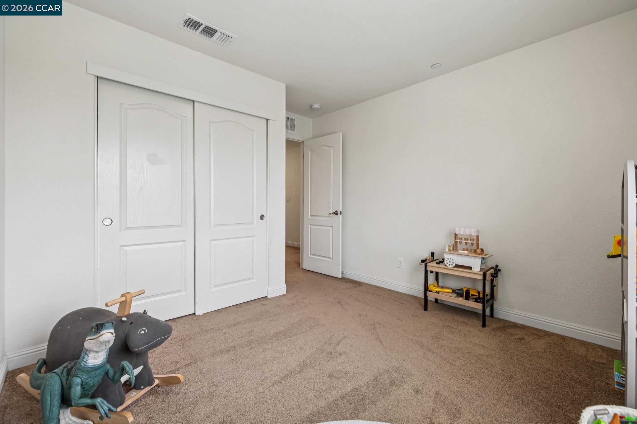 4748 Beacon Way Rio Vista, CA 94571 - Photo 26 of 35 a room with a desk and a chair