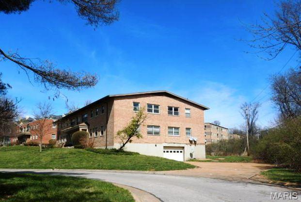 4 Delcrest Court, Unit 201 St. Louis, MO 63124 - Photo 6 of 11