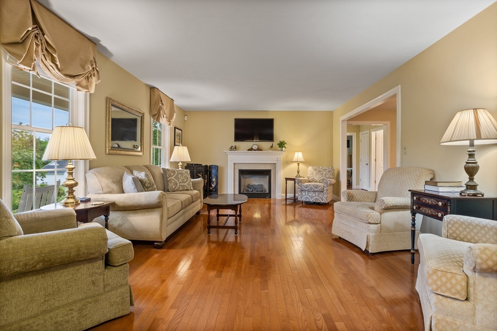 71 Fox Run Drive Ayer, MA 01432 - Photo 11 of 33