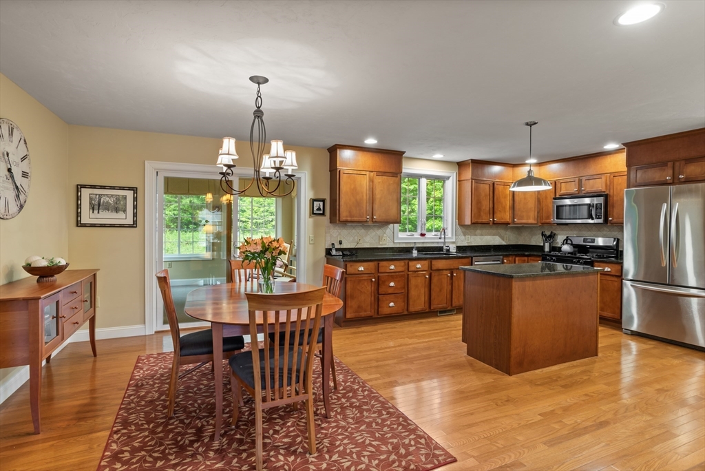 71 Fox Run Drive Ayer, MA 01432 - Photo 14 of 33