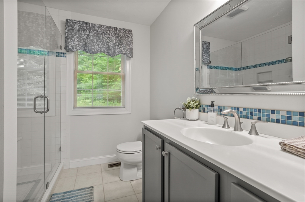 71 Fox Run Drive Ayer, MA 01432 - Photo 23 of 33