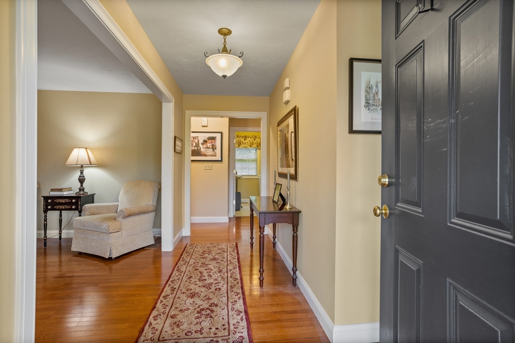 71 Fox Run Drive Ayer, MA 01432 - Photo 10 of 33