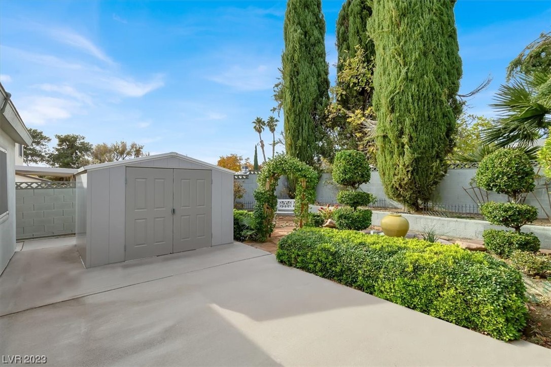 1407 Bronco Road Boulder City, NV 89005 - Photo 29 of 38 Garden shed included, keep all your tools here!