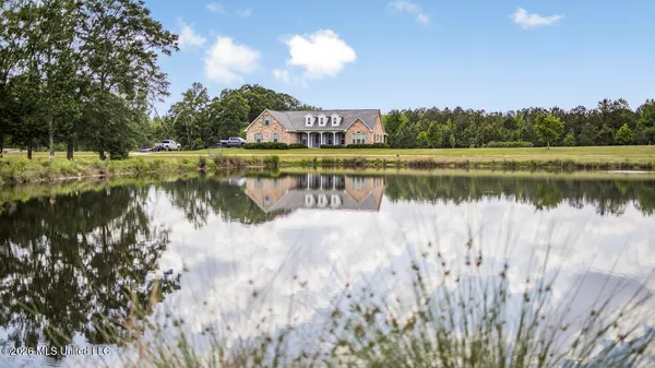 $725,000 | 1021 Tyler Drive, Summit, MS 39666