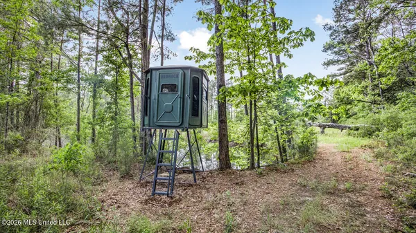 $725,000 | 1021 Tyler Drive, Summit, MS 39666