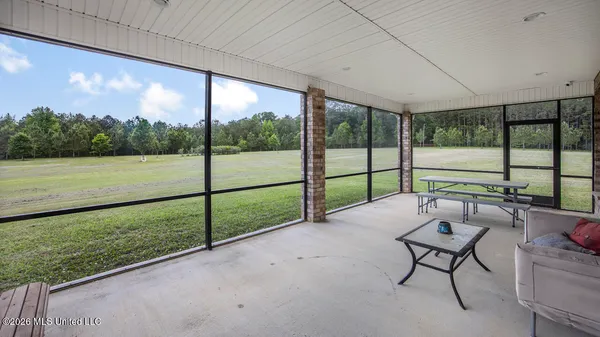 $725,000 | 1021 Tyler Drive, Summit, MS 39666