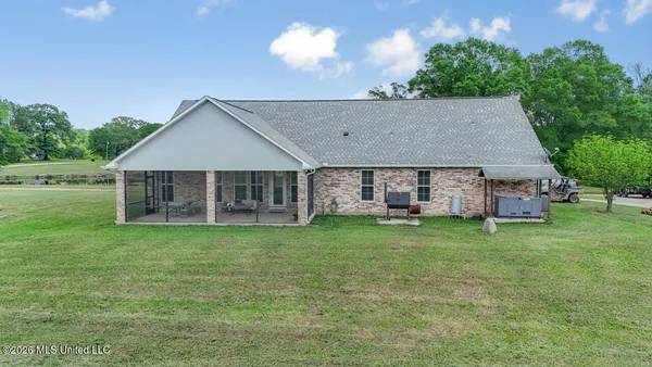 $725,000 | 1021 Tyler Drive, Summit, MS 39666