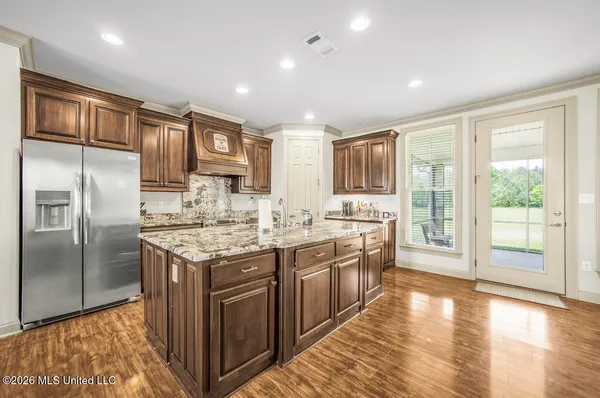 $725,000 | 1021 Tyler Drive, Summit, MS 39666