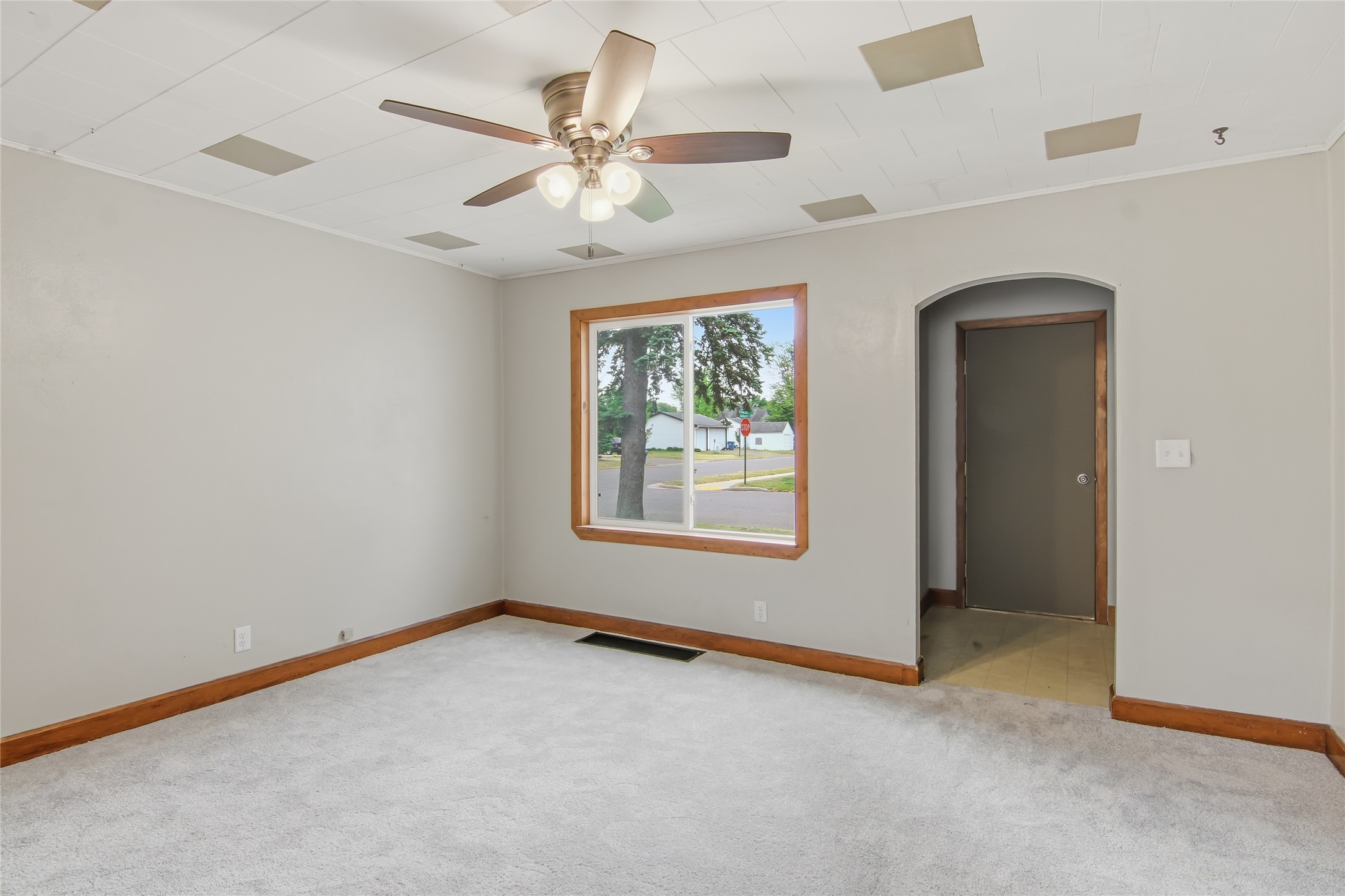 23 East Schneider Street Rice Lake, WI 54868 - Photo 7 of 38
