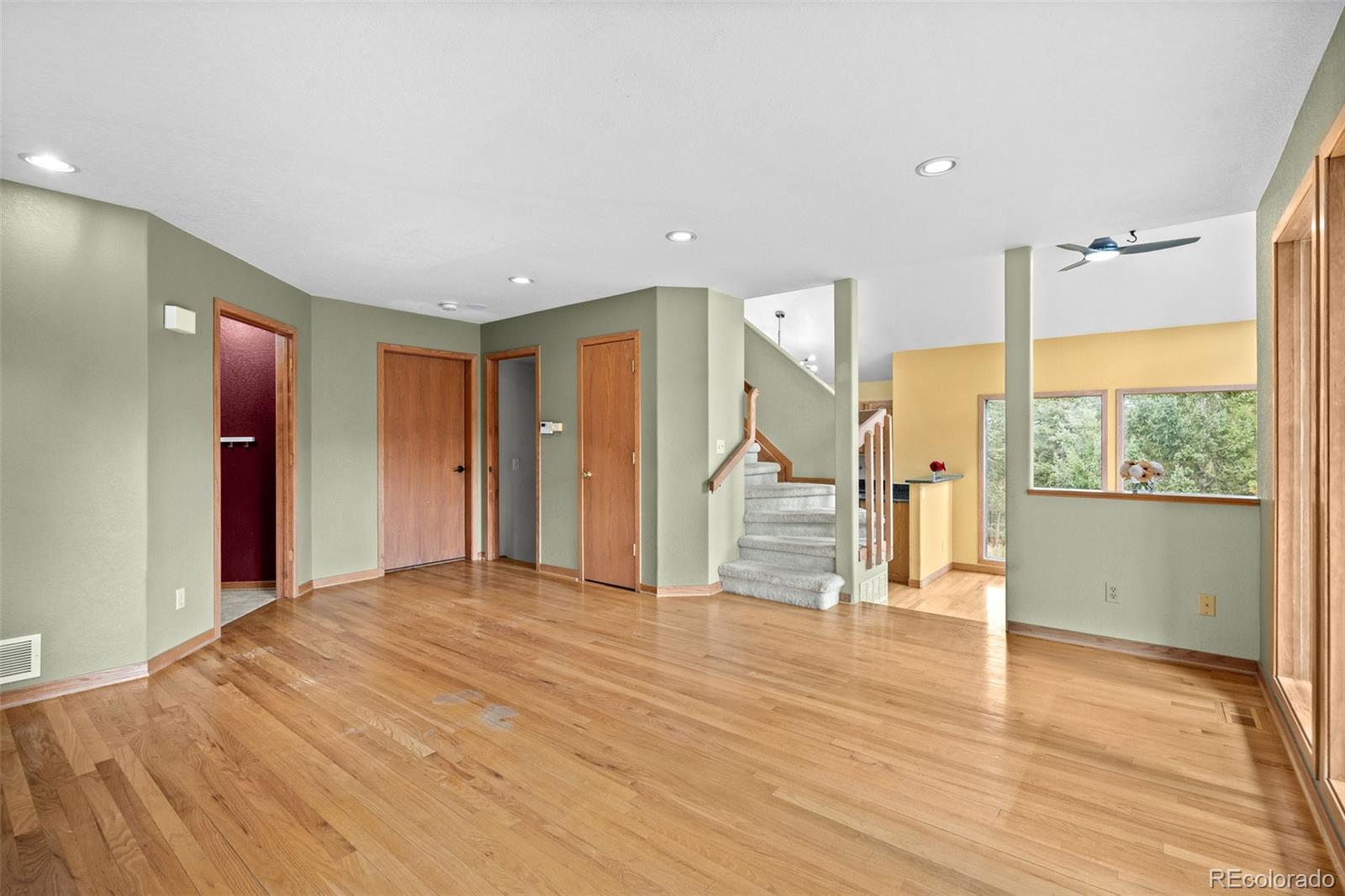 32438 Little Cub Road Evergreen, CO 80439 - Photo 10 of 46 Gallery Image 10