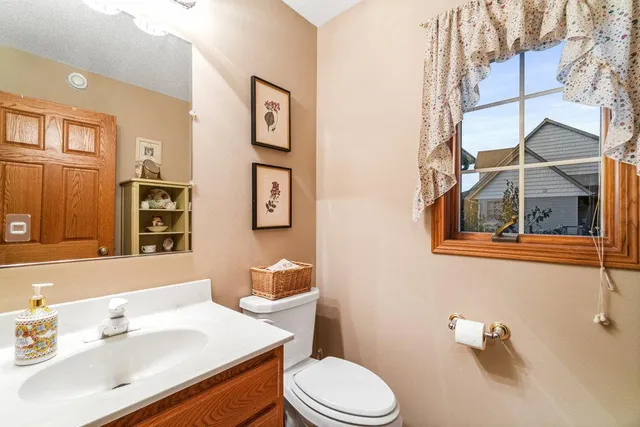 $475,000 | 328 Nordveien Drive, Boyceville, WI 54725