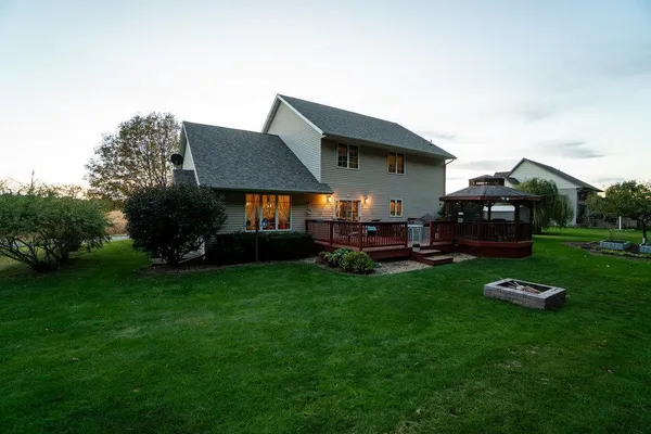 $475,000 | 328 Nordveien Drive, Boyceville, WI 54725