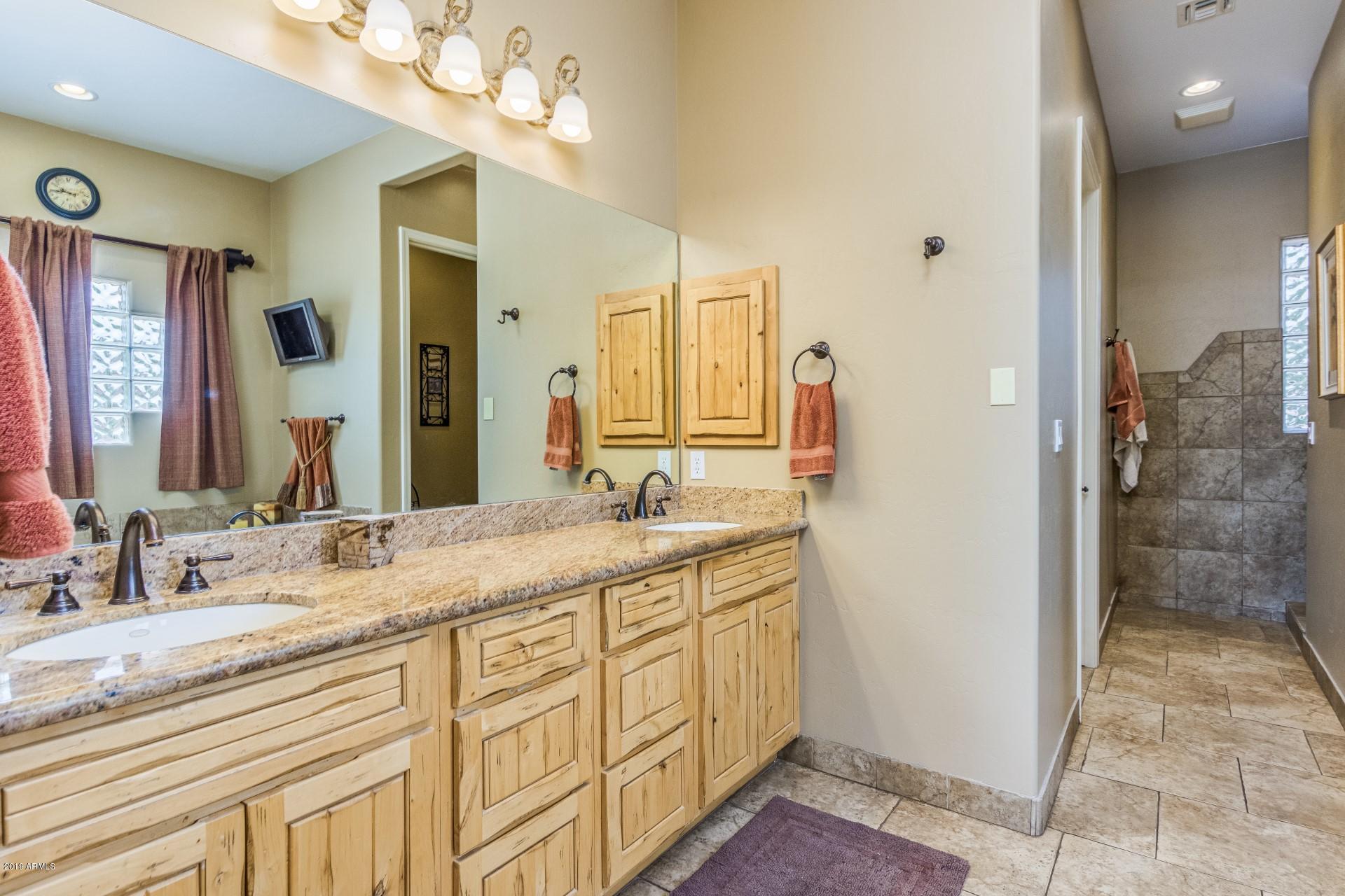 41 East Tanya Road Phoenix, AZ 85086 - Photo 17 of 23 Tanya (17)
