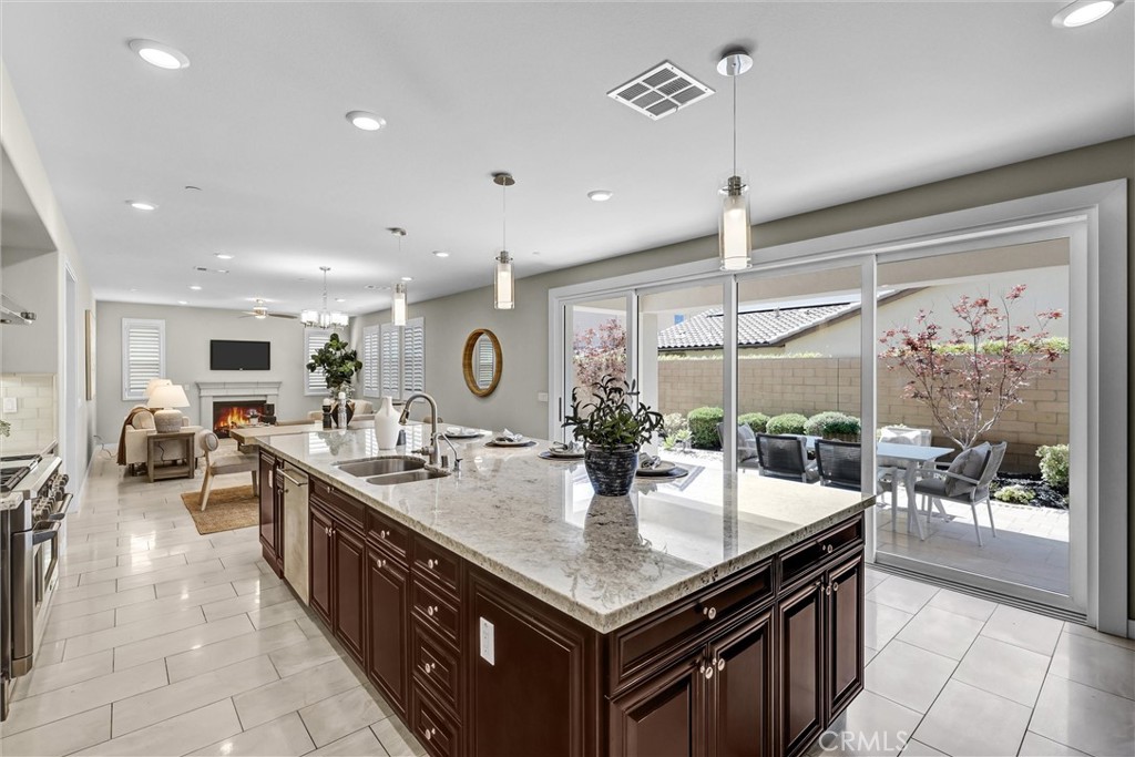 105 Rake Irvine, CA 92618 - Photo 11 of 37