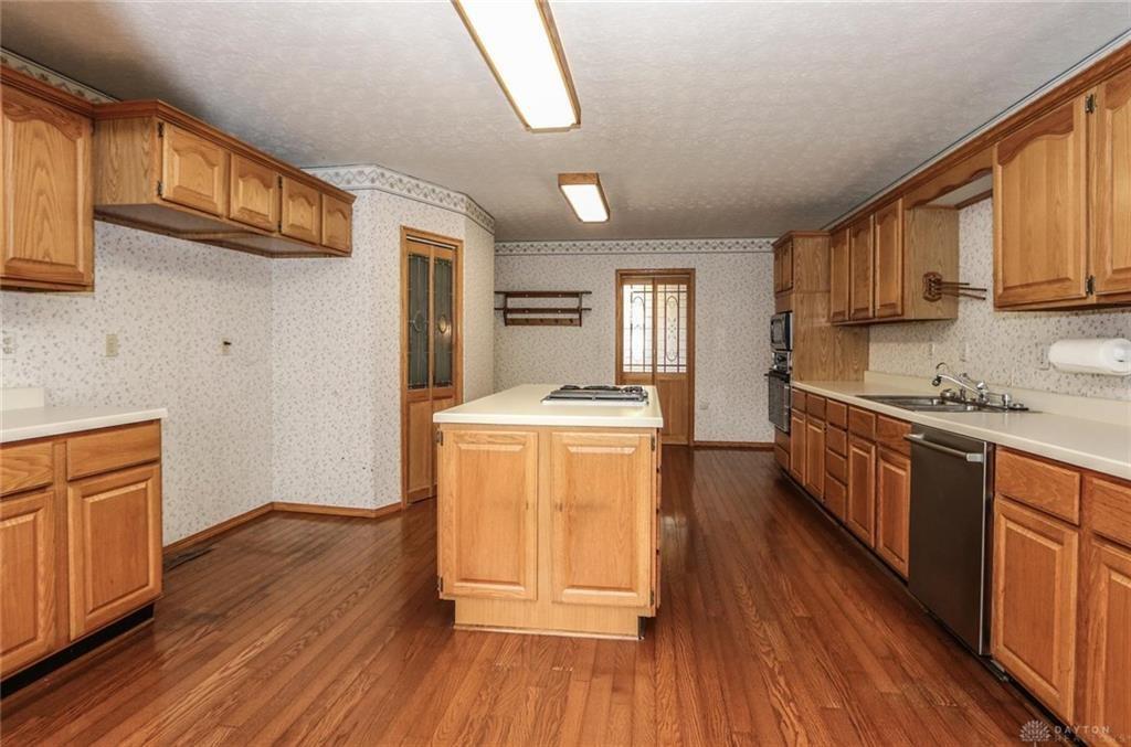 255 Tetbury Road Troy, OH 45373 - Photo 9 of 30