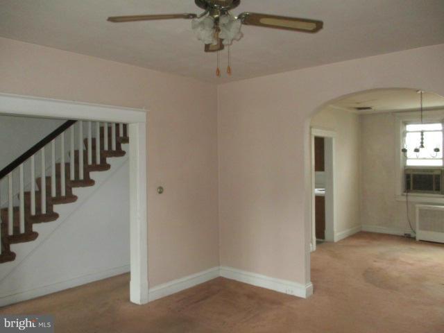 6738 Woodley Road Baltimore, MD 21222 - Photo 5 of 22 Living Room
