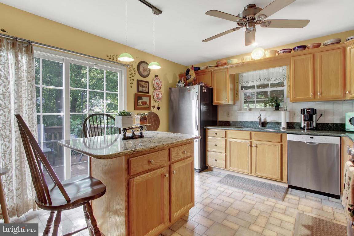 420 White Chapel Road Lancaster, PA 17603 - Photo 6 of 27 Gallery Image 6