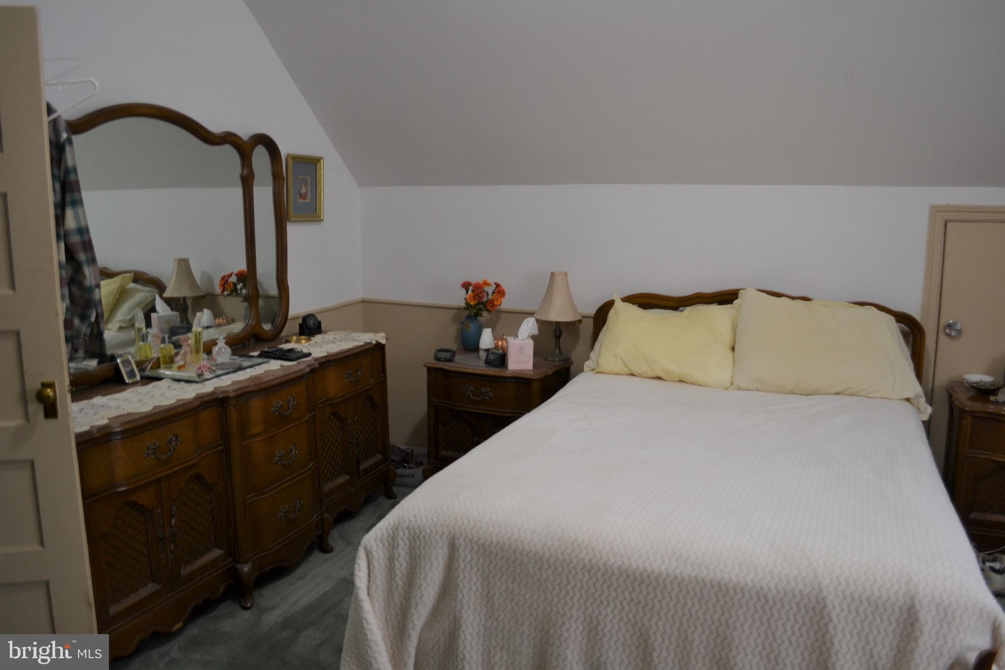 7505 Dungan Road Philadelphia, PA 19111 - Photo 15 of 15 upstairs bedroom