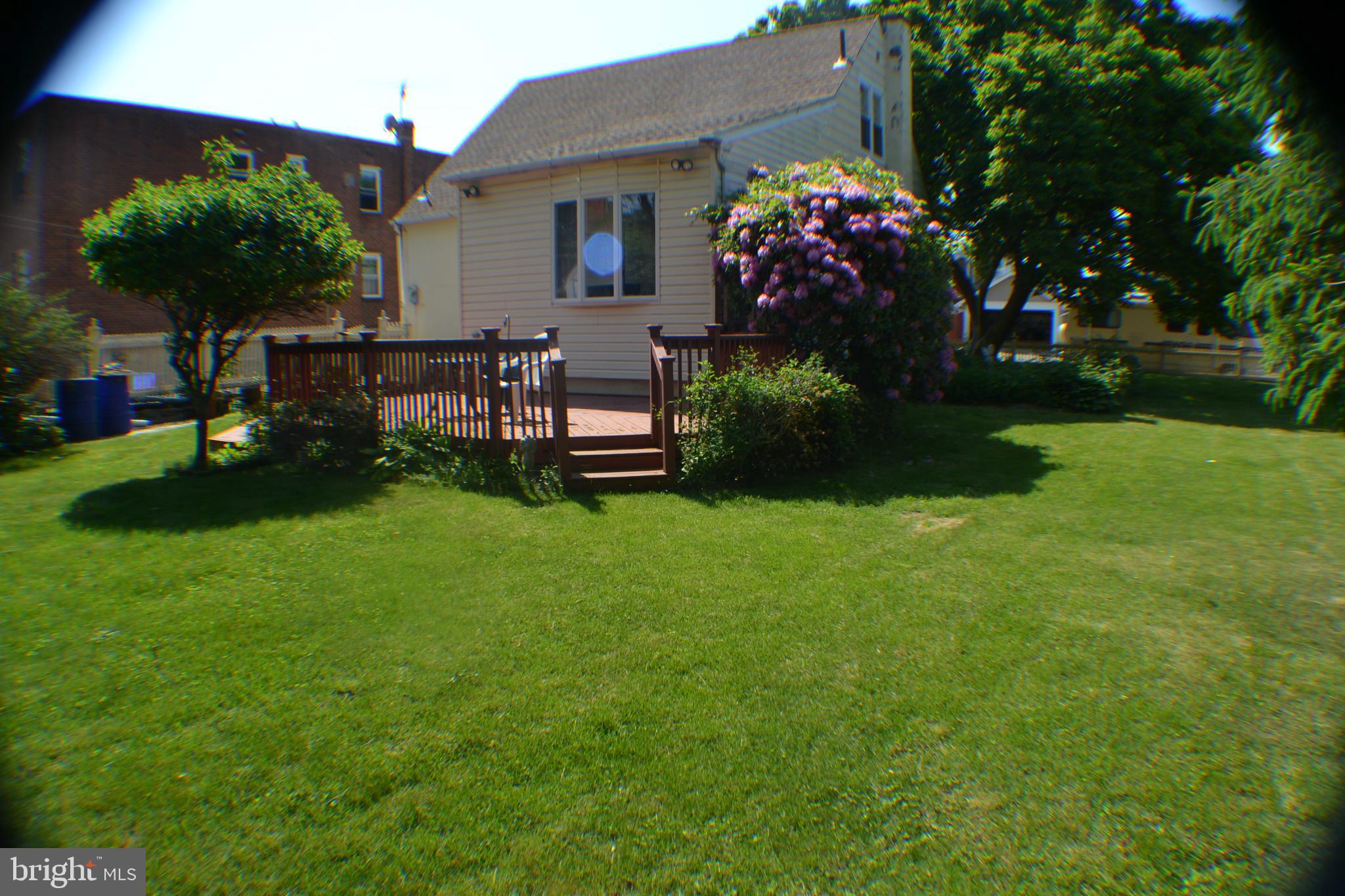 7505 Dungan Road Philadelphia, PA 19111 - Photo 3 of 15 Back Yard