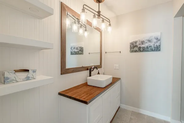 $399,900 | 410 4th, New Glarus, WI 53574
