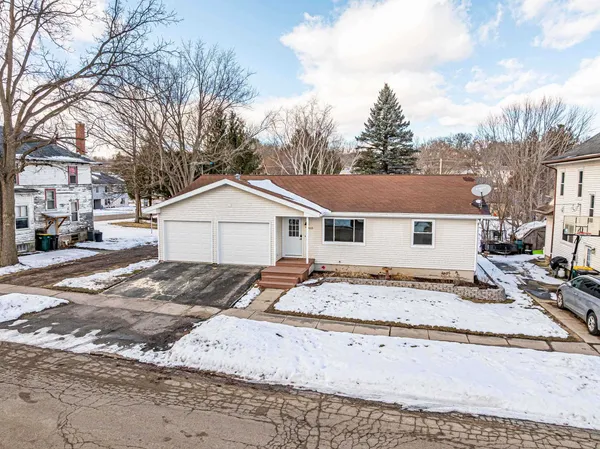 $399,900 | 410 4th, New Glarus, WI 53574