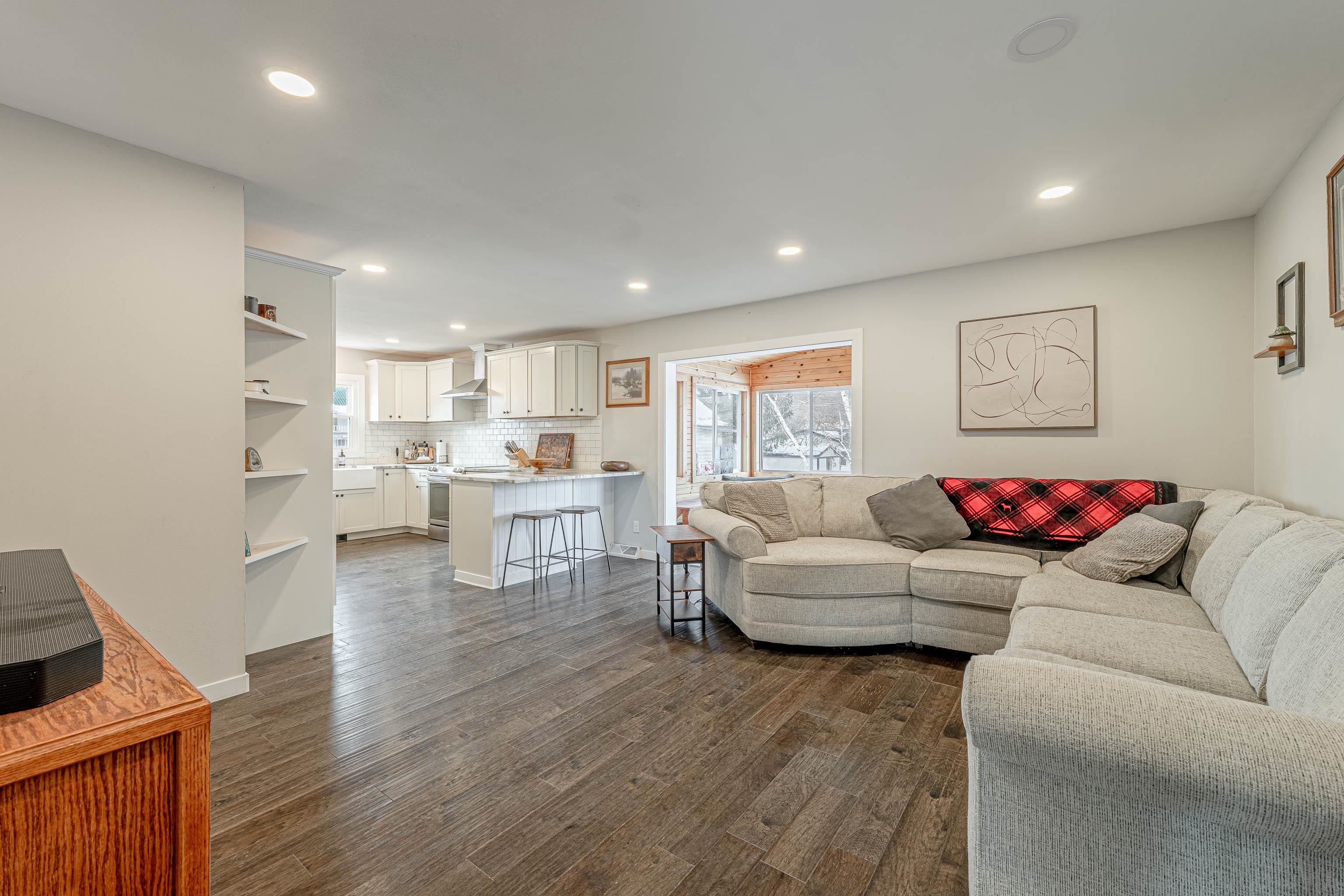 410 4th New Glarus, WI 53574 - Photo 8 of 44