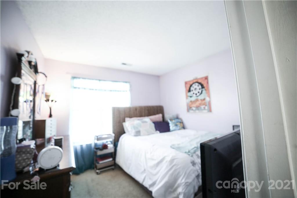 5919 Running Deer Road Charlotte, NC 28214 - Photo 13 of 16 Gallery Image 13