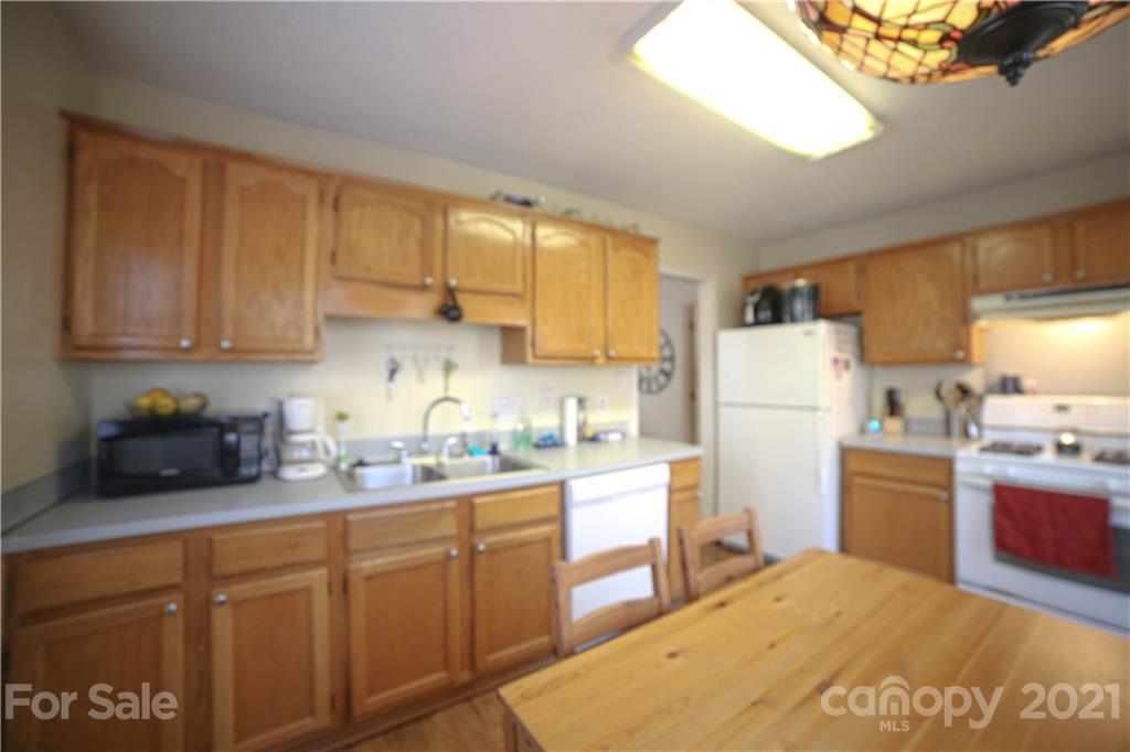5919 Running Deer Road Charlotte, NC 28214 - Photo 6 of 16 Gallery Image 6