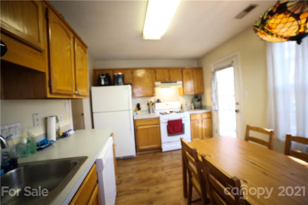 5919 Running Deer Road Charlotte, NC 28214 - Photo 7 of 16 Gallery Image 7