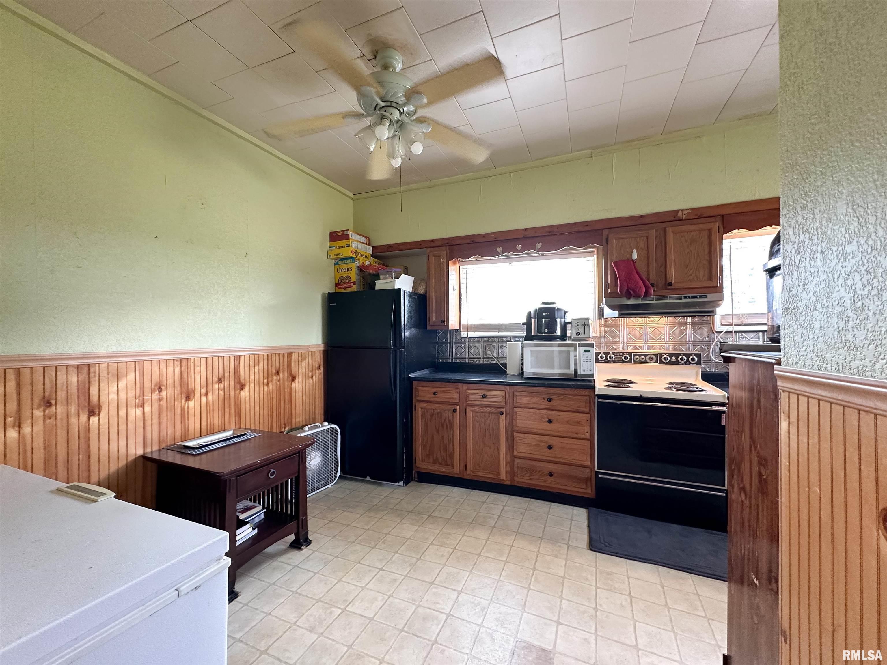 105 South 27th Street Herrin, IL 62948 - Photo 7 of 21