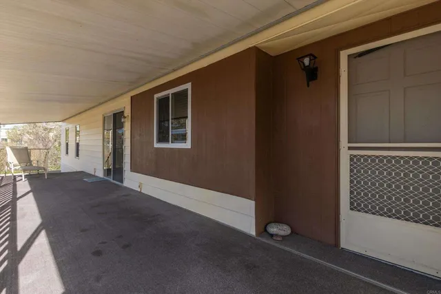 $220,000 | 2130 Sunset Drive, Unit 135, Vista, CA 92081