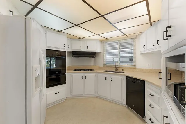 $220,000 | 2130 Sunset Drive, Unit 135, Vista, CA 92081